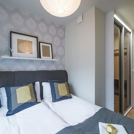 Old Town Platinium Apartment กดัญสก์ ภายนอก รูปภาพ